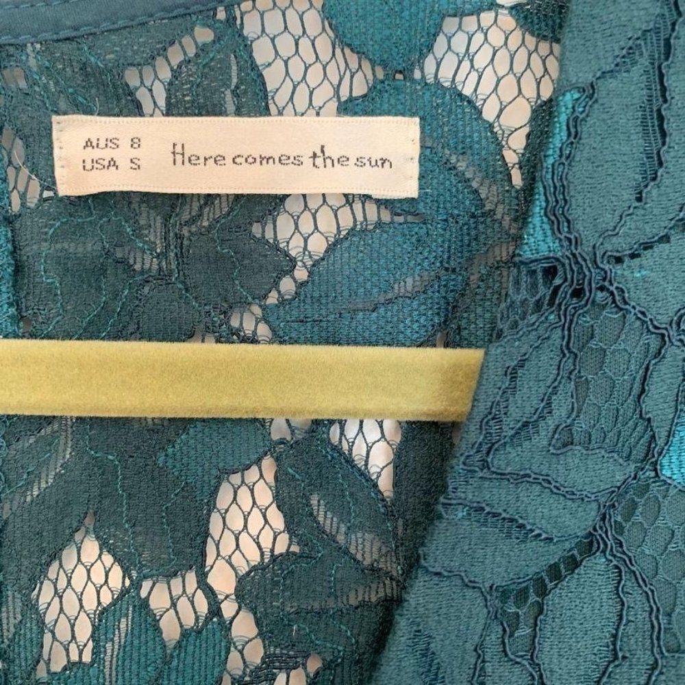 Here Comes the Sun Green Lace Mini Dress - Picture 3 of 9
